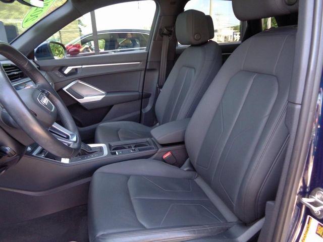 Used 2020 Audi Q3 2.0T Premium Plus w/ Premium Plus Package AWD/4WD image 9