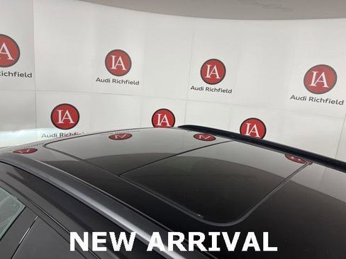 Used 2024 Audi Q8 Prestige image 7