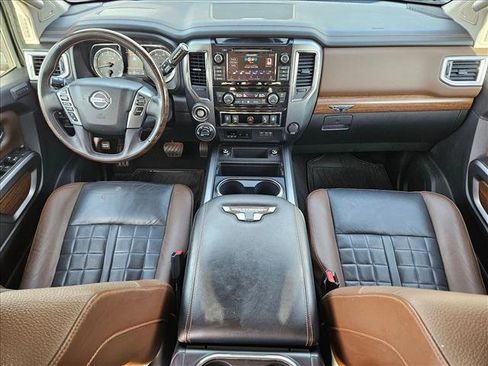 Used 2019 Nissan Titan Platinum Reserve w/ Platinum Utility Package image 19
