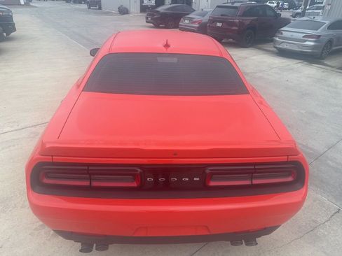Used 2022 Dodge Challenger R/T w/ Plus Package image 12