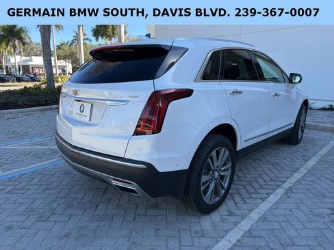 Used 2021 Cadillac XT5 Premium Luxury image 9