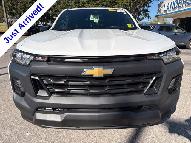 Used 2024 Chevrolet Colorado W/T w/ Safety Package RWD image 8