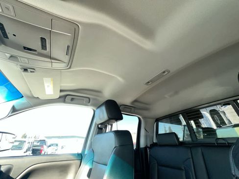 Used 2017 GMC Sierra 1500 SLT w/ SLT Preferred Package AWD/4WD image 22