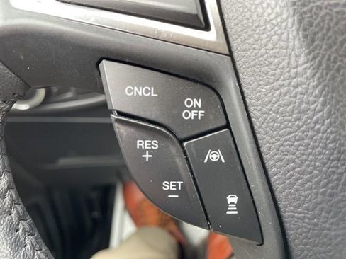 Used 2024 Ford Edge SEL image 15