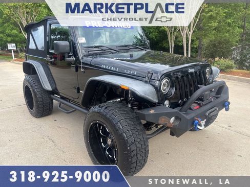 Used 2016 Jeep Wrangler Rubicon w/ Connectivity Group AWD/4WD image 1