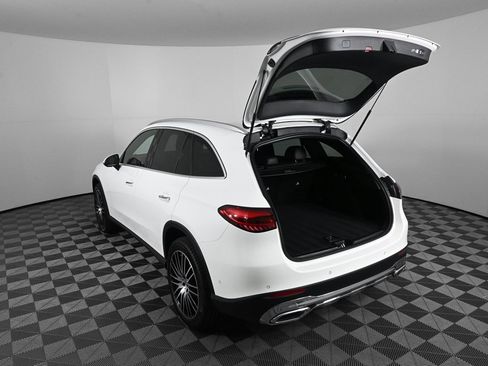 Certified 2025 Mercedes-Benz GLC 300 GLC 300 image 30