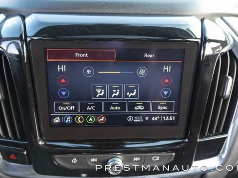 Used 2023 Chevrolet Traverse High Country image 33