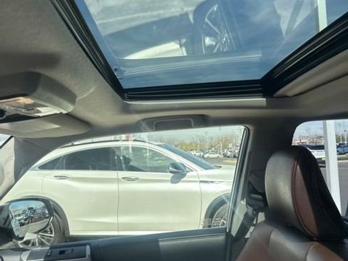 Used 2018 Toyota 4Runner Limited image 4