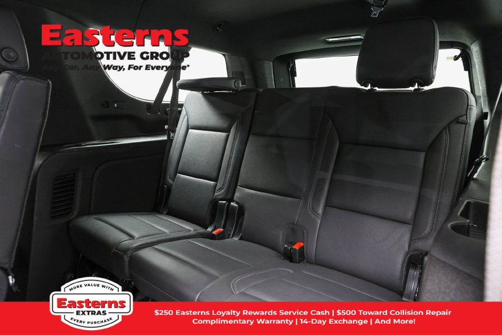 Used 2025 Chevrolet Suburban Z71 AWD/4WD image 29