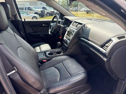 Used 2017 GMC Acadia Limited SLT FWD image 24