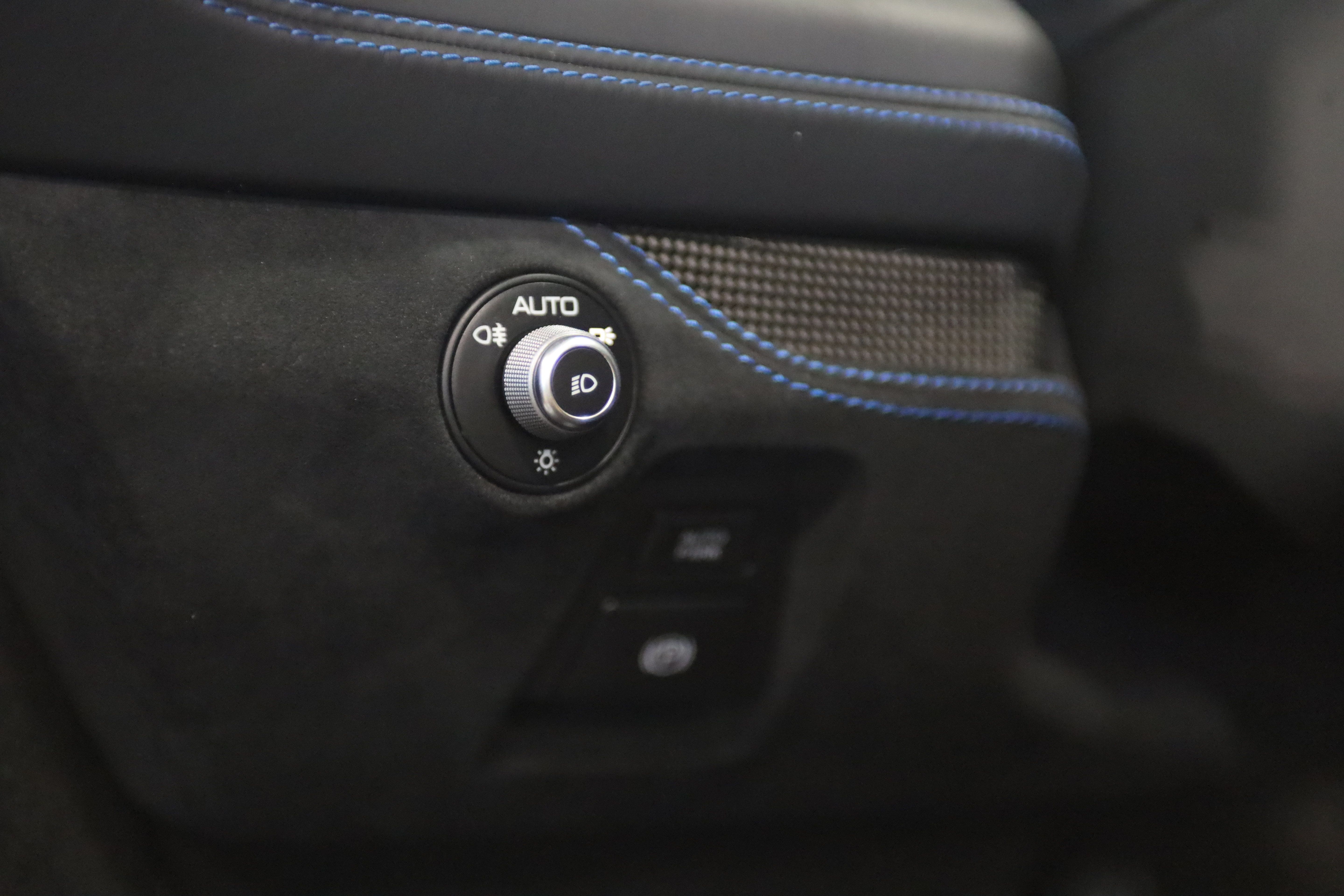 Used 2022 Ferrari F8 Tributo RWD image 21