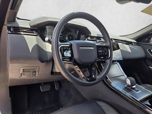 Used 2026 Land Rover Range Rover Velar Dynamic SE AWD/4WD image 10