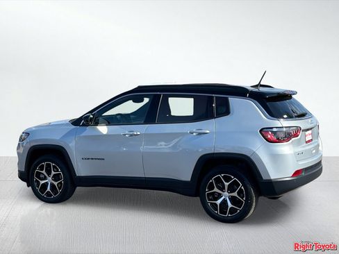 Used 2024 Jeep Compass Limited AWD/4WD image 4