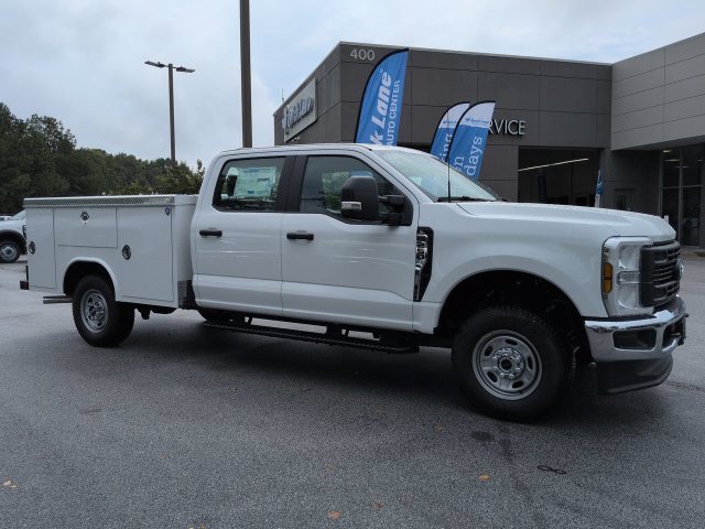 New 2026 Ford F250 XL w/ XL Chrome Package AWD/4WD image 2