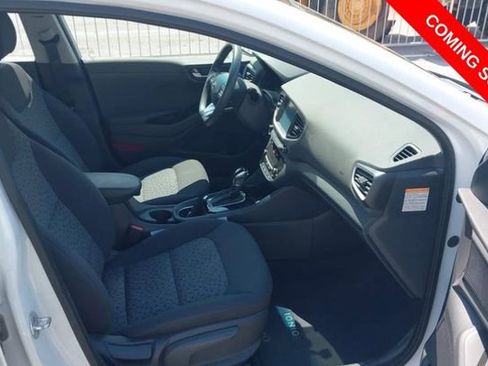 Used 2018 Hyundai Ioniq Blue FWD image 6