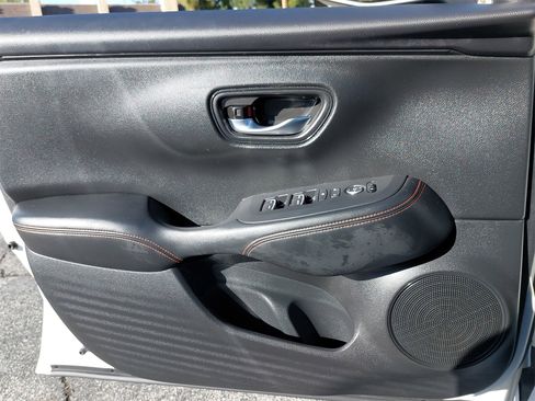 Used 2023 Honda HR-V Sport image 27