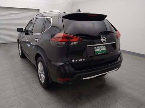 Used 2019 Nissan Rogue SV image 6