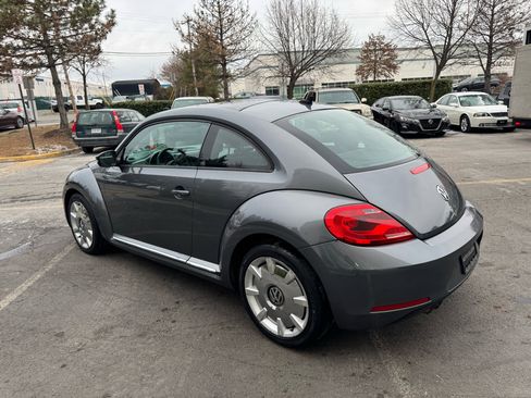 Used 2013 Volkswagen Beetle 2.5 image 22