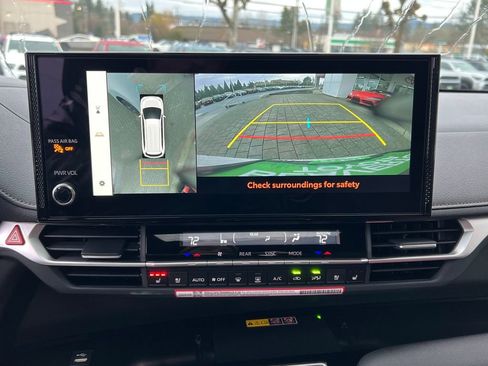 New 2026 Toyota Sienna Platinum image 20