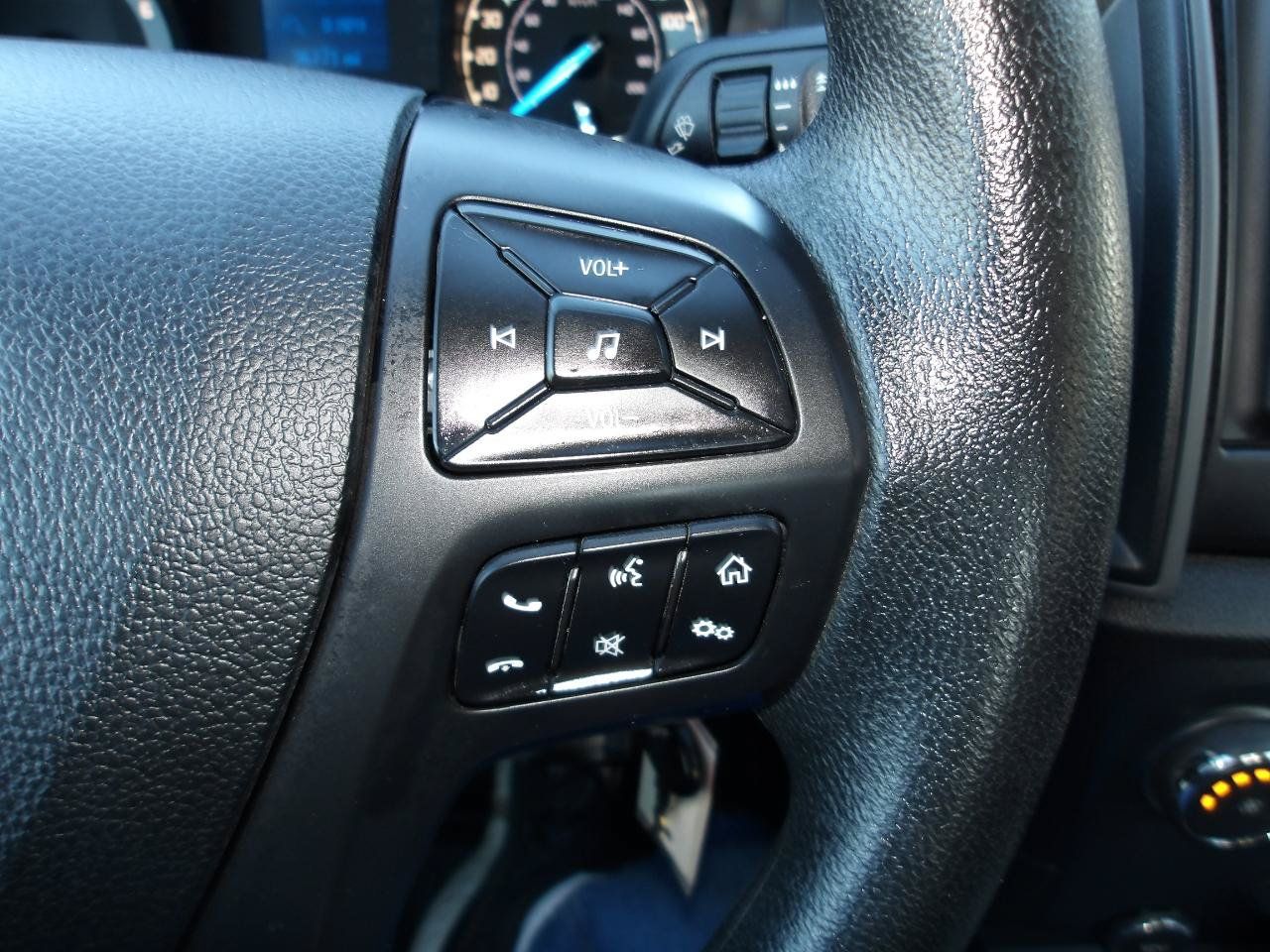 Used 2019 Ford Ranger XL w/ Equipment Group 101A Mid AWD/4WD image 16