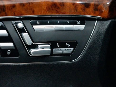 Used 2008 Mercedes-Benz S 63 AMG image 18