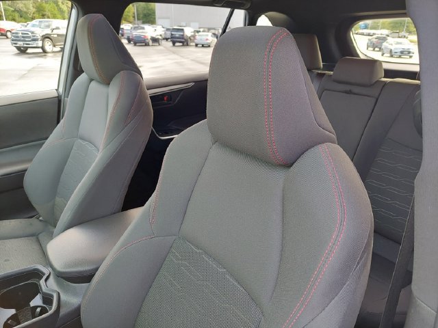 Used 2021 Toyota RAV4 SE w/ Weather & Moonroof Package AWD/4WD image 3