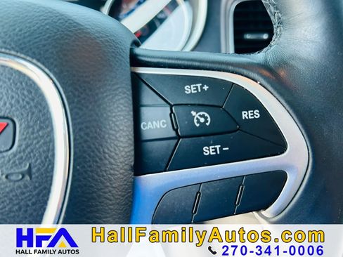 Used 2016 Dodge Charger SXT w/ AWD Plus Group image 24