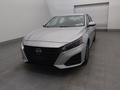 Used 2023 Nissan Altima 2.5 SV image 15