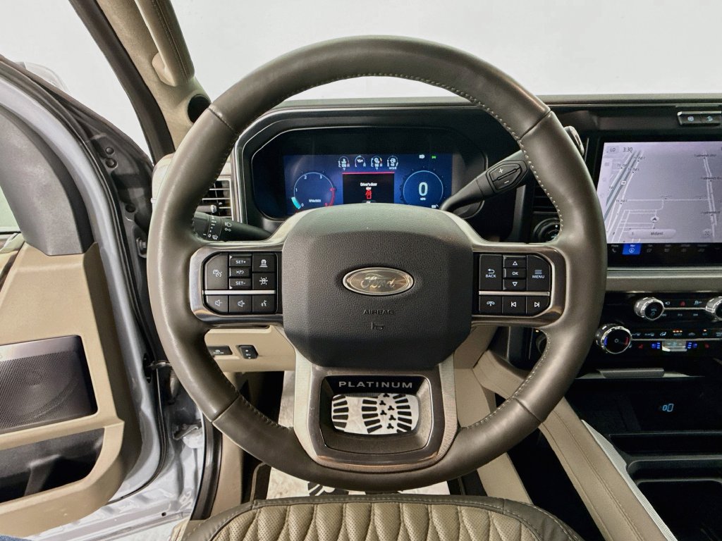 Used 2025 Ford F450 Platinum w/ Platinum Plus Package AWD/4WD image 12