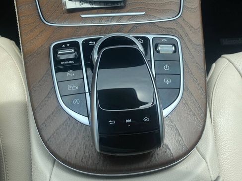 Used 2018 Mercedes-Benz E 300 image 38