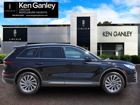 Used 2023 Lincoln Corsair Reserve w/ Equipment Group 201A AWD/4WD image 8