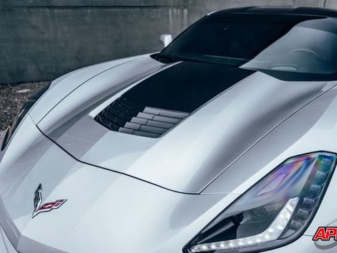Used 2014 Chevrolet Corvette Stingray Coupe w/ 2LT Preferred Equipment Group RWD image 27