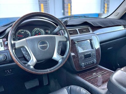 Used 2013 GMC Sierra 3500 Denali AWD/4WD image 22