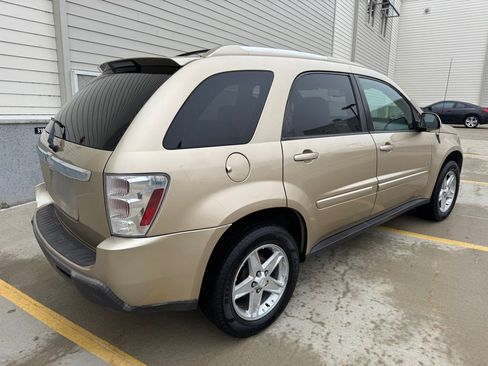 Used 2006 Chevrolet Equinox LT w/ LT Preferred Equipment Group image 3