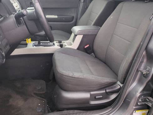 Used 2011 Ford Escape XLT image 15