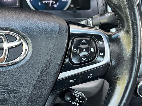 Used 2015 Toyota Camry XLE w/ Advanced Technology Package FWD image 27