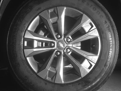 Used 2025 Chevrolet Equinox LT image 12