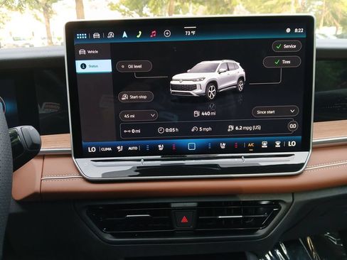 New 2026 Volkswagen Tiguan SEL R-Line AWD/4WD image 18