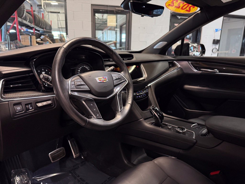 Used 2022 Cadillac XT5 Sportv w/ Technology Package AWD/4WD image 11