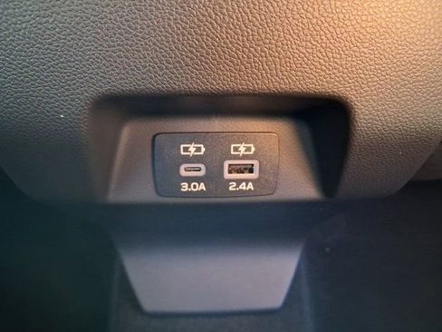 New 2026 Subaru Crosstrek 2.5i Limited w/ Crosstrek Mirror Package AWD/4WD image 16
