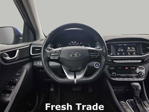 Used 2019 Hyundai Ioniq Plug-In Hybrid image 12