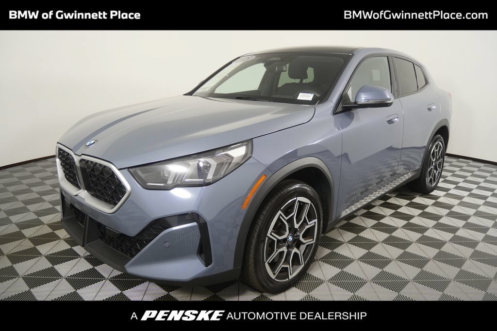 Certified 2025 BMW X2 xDrive28i AWD/4WD image 1