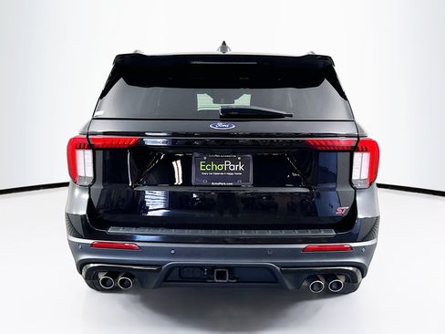 Used 2025 Ford Explorer ST AWD/4WD image 7