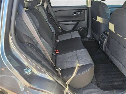 Used 2025 Nissan Rogue SV image 19