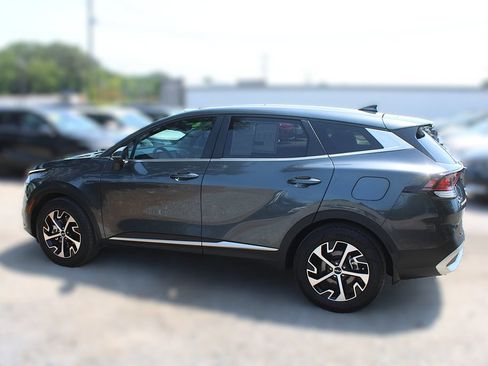 Certified 2023 Kia Sportage EX FWD image 12