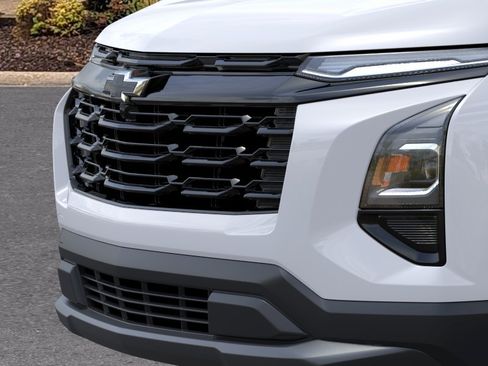 New 2026 Chevrolet Equinox LT w/ Midnight Edition AWD/4WD image 13