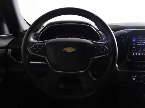 Used 2023 Chevrolet Traverse LT AWD/4WD image 37