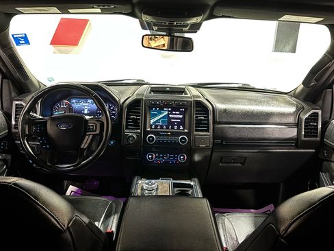 Used 2019 Ford Expedition Limited w/ Equipment Group 301A image 18