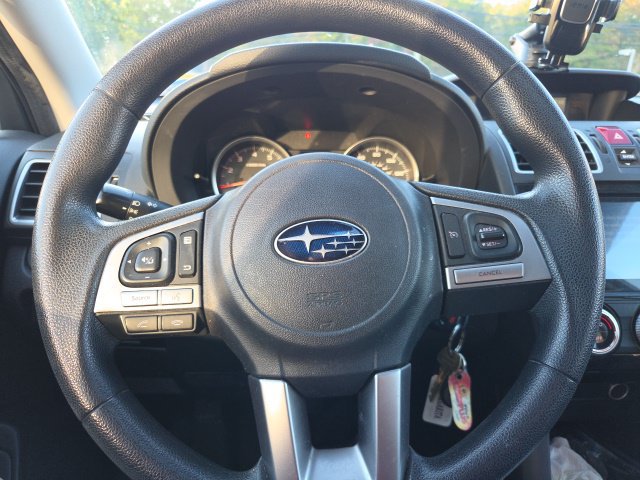 Used 2017 Subaru Forester 2.5i Premium w/ All-Weather Package AWD/4WD image 4