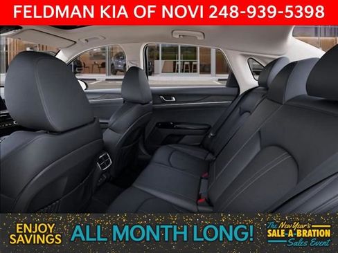 New 2025 Kia K5 EX image 18